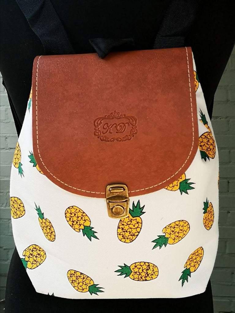 Fruit design collection - rucksack with leather flap - Pineapple